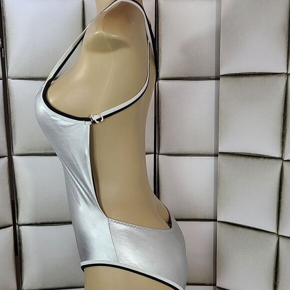 Revamp swimsuit   - Picture 4 of 10